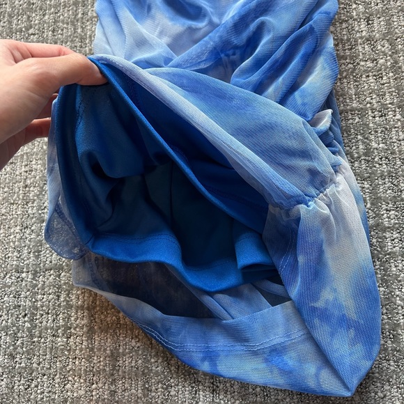 LIPHOP Cloud Mini Dress ☁️ - Picture 6 of 8